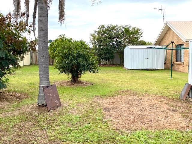 Photo - 5 Bentwood Street, Burrum Heads QLD 4659 - Image 10