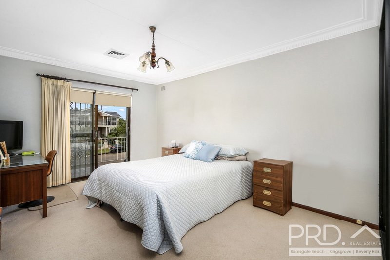 Photo - 5 Berith Street, Kingsgrove NSW 2208 - Image 7