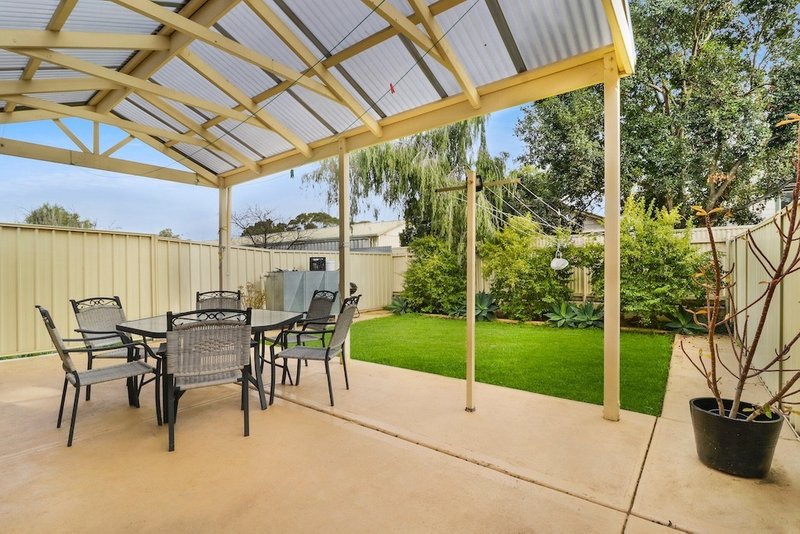 Photo - 5 Bernard Street, Findon SA 5023 - Image 18