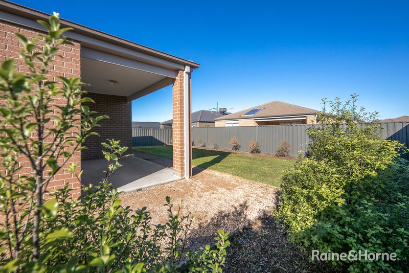 Photo - 5 Bickley Street, Harkness VIC 3337 - Image 13