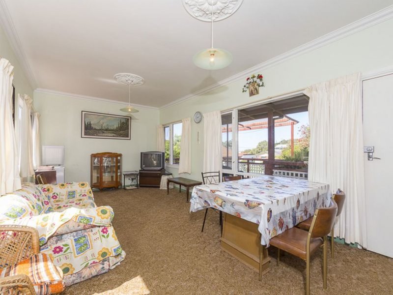 Photo - 5 Binda Street, Malua Bay NSW 2536 - Image 4