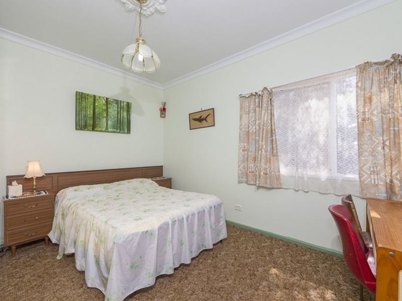 Photo - 5 Binda Street, Malua Bay NSW 2536 - Image 7