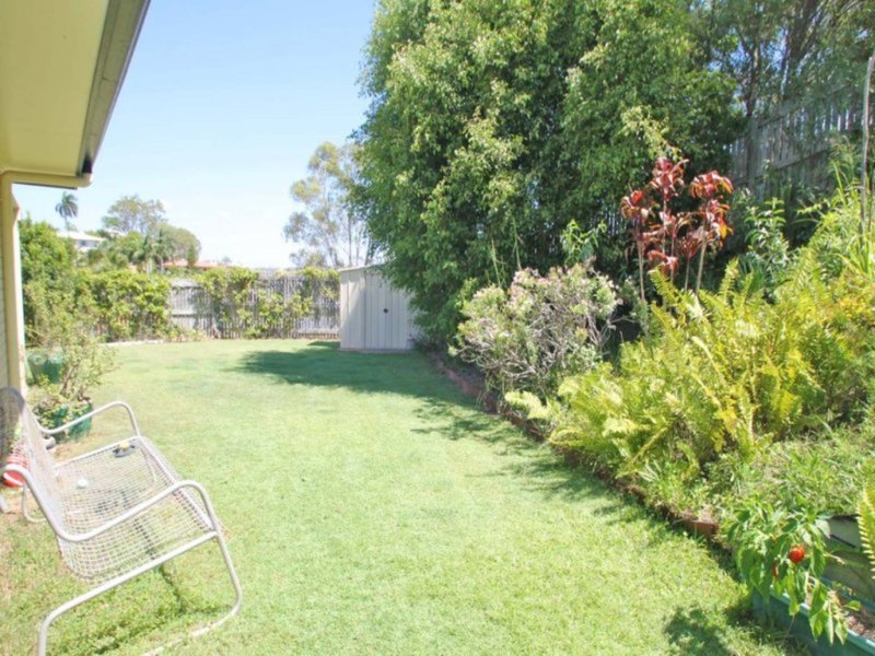 Photo - 5 Birch Court, Kin Kora QLD 4680 - Image 9