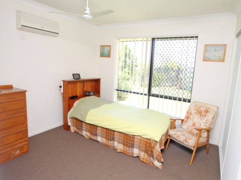 Photo - 5 Birch Court, Kin Kora QLD 4680 - Image 12