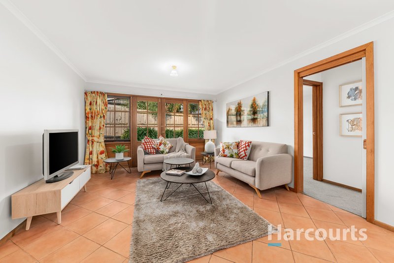 Photo - 5 Birkdale Close, Wantirna VIC 3152 - Image 6