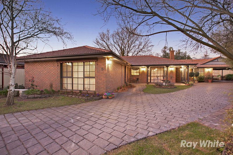 5 Birkdale Close, Wantirna VIC 3152