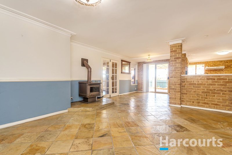 Photo - 5 Birkdale Place, Currambine WA 6028 - Image 12