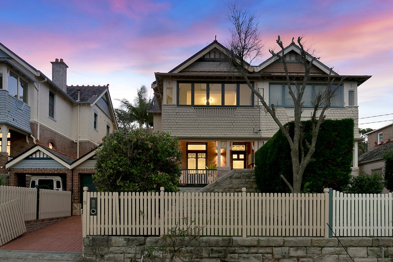 Photo - 5 Birkley Road, Manly NSW 2095 - Image 3