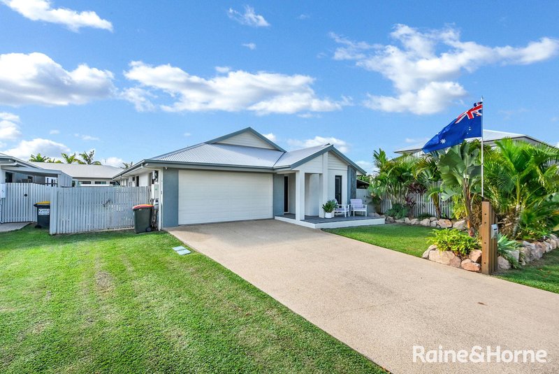 Photo - 5 Biscayne Street, Burdell QLD 4818 - Image 2