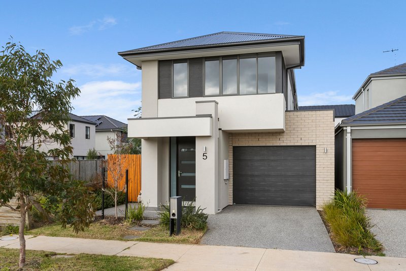 Photo - 5 Bishopthorpe Road, Williams Landing VIC 3027 - Image 2