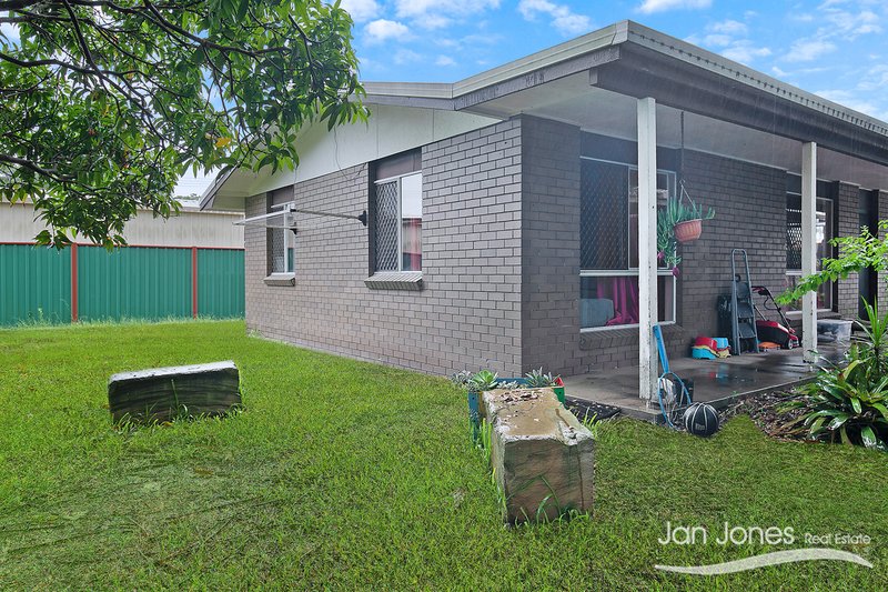 Photo - 5 Bisschop Street, Deception Bay QLD 4508 - Image 2