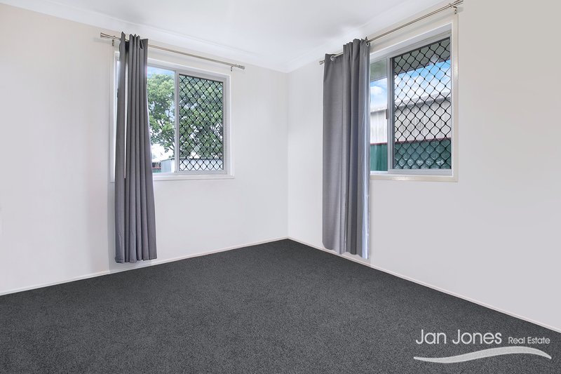 Photo - 5 Bisschop Street, Deception Bay QLD 4508 - Image 7