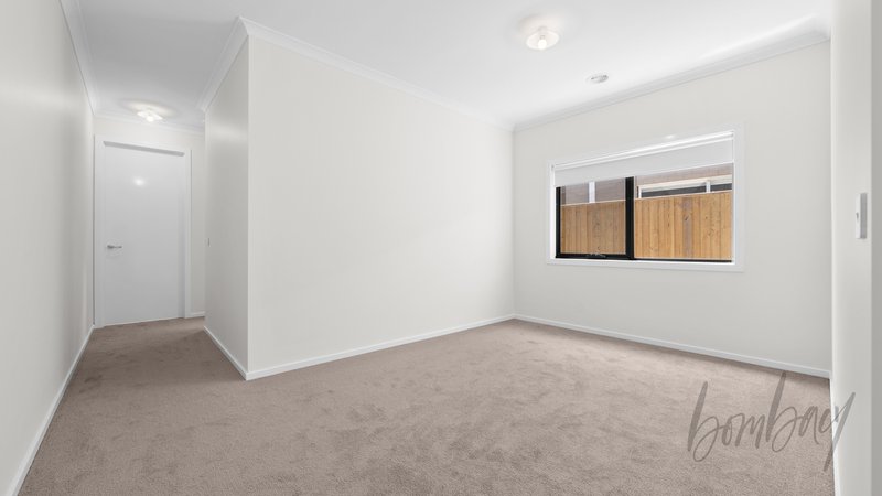 Photo - 5 Bittern Road, , Donnybrook VIC 3064 - Image 9