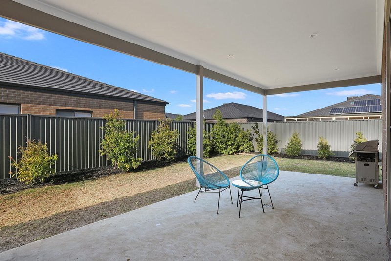 Photo - 5 Black Swan Court, Lara VIC 3212 - Image 14