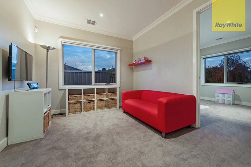 Photo - 5 Blackbird Terrace, Craigieburn VIC 3064 - Image 17