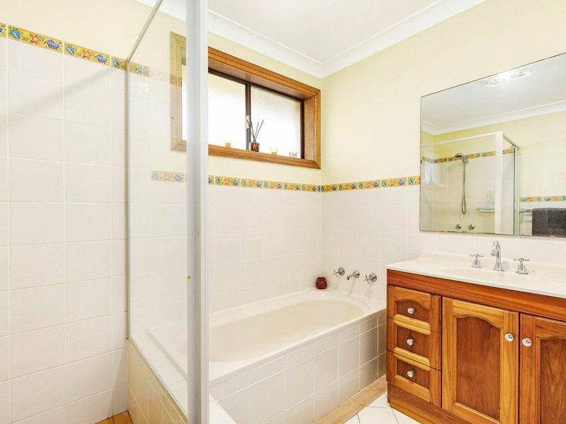 Photo - 5 Blackbutt Place, The Oaks NSW 2570 - Image 7