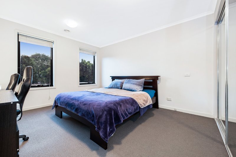 Photo - 5 Blanford Court, Mulgrave VIC 3170 - Image 7