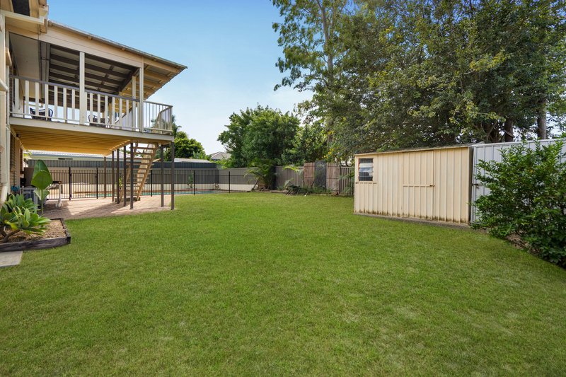Photo - 5 Blaxland Avenue, Paradise Point QLD 4216 - Image 21