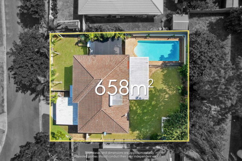 Photo - 5 Blaxland Avenue, Paradise Point QLD 4216 - Image 24