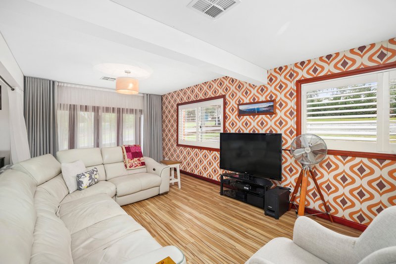 Photo - 5 Blomfield Road, Denham Court NSW 2565 - Image 5