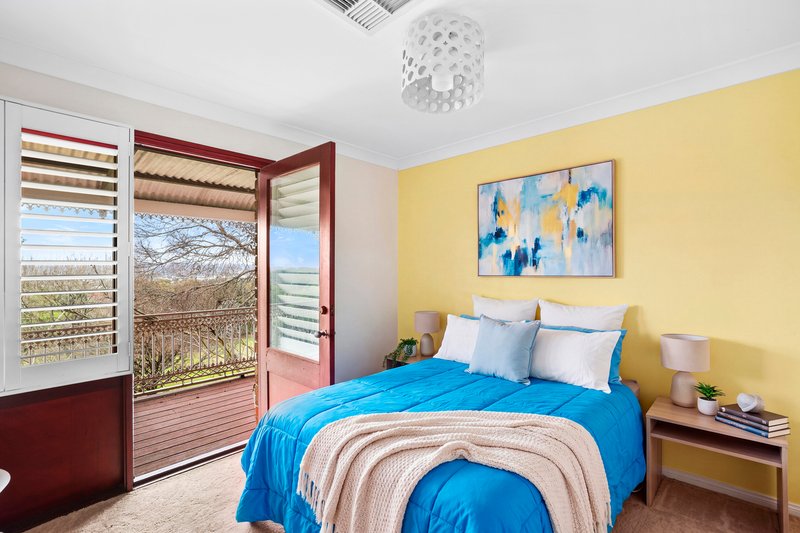 Photo - 5 Blomfield Road, Denham Court NSW 2565 - Image 12