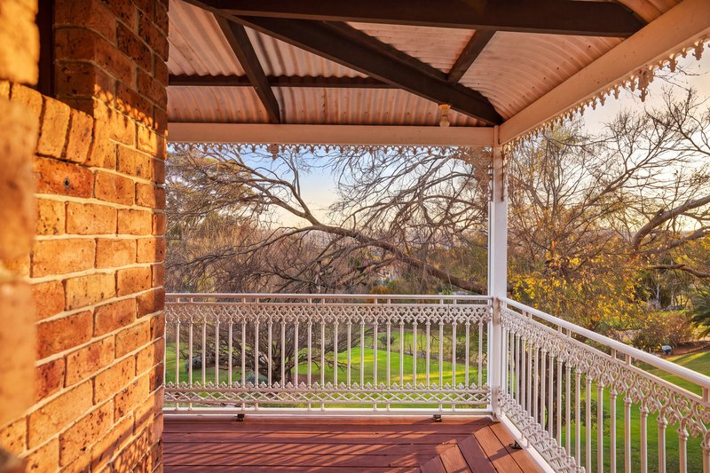 Photo - 5 Blomfield Road, Denham Court NSW 2565 - Image 16