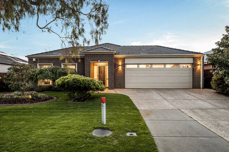 5 Blue Bell Court, Pakenham VIC 3810