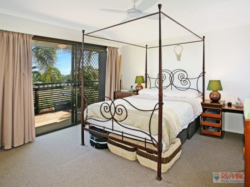 Photo - 5 Bluegum Court, Little Mountain QLD 4551 - Image 7