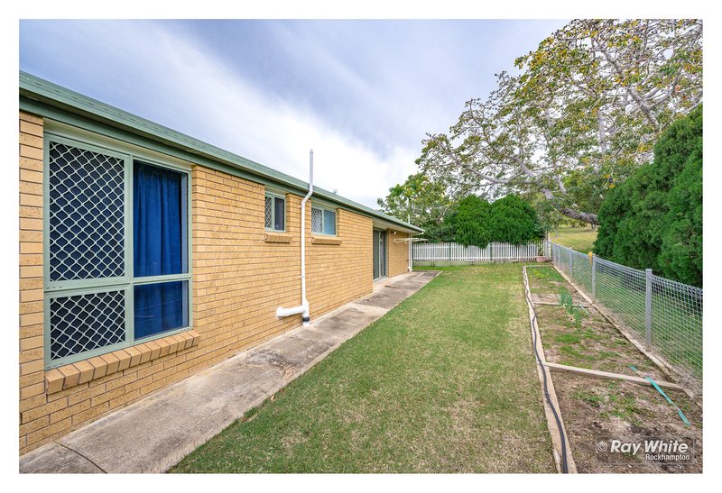 Photo - 5 Blyth Avenue, Gracemere QLD 4702 - Image 17