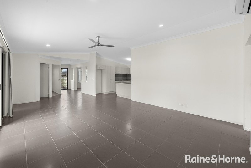 Photo - 5 Bombo Court, Blacks Beach QLD 4740 - Image 8