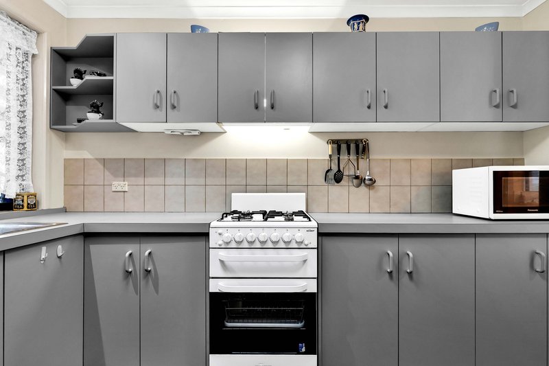 Photo - 5 Boon Court, Paralowie SA 5108 - Image 3