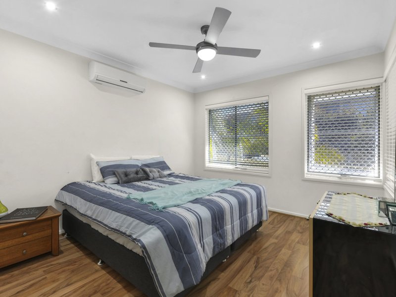 Photo - 5 Botticelli Close, Carseldine QLD 4034 - Image 6