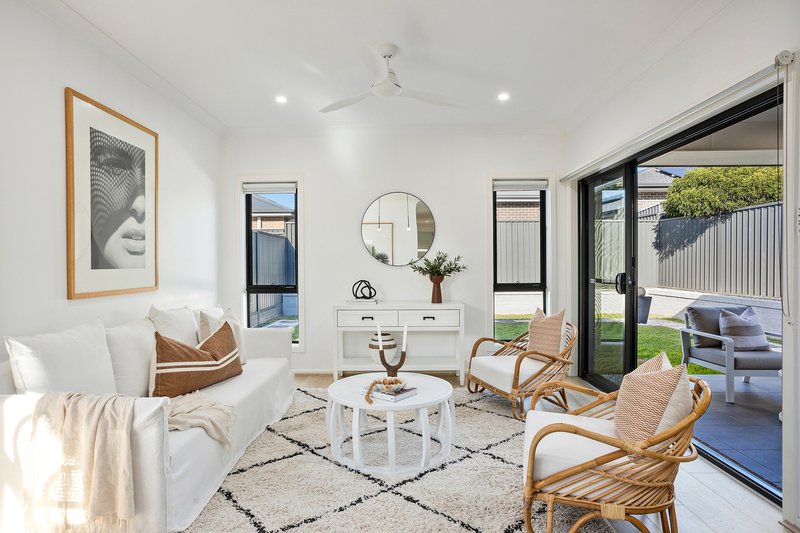 Photo - 5 Bottlebrush Drive, Calderwood NSW 2527 - Image 2