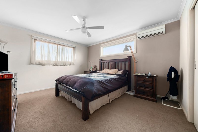 Photo - 5 Boynton Street, Bentleigh East VIC 3165 - Image 5