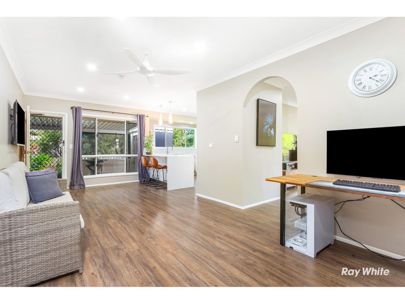 Photo - 5 Bradford Avenue, Pacific Heights QLD 4703 - Image 4