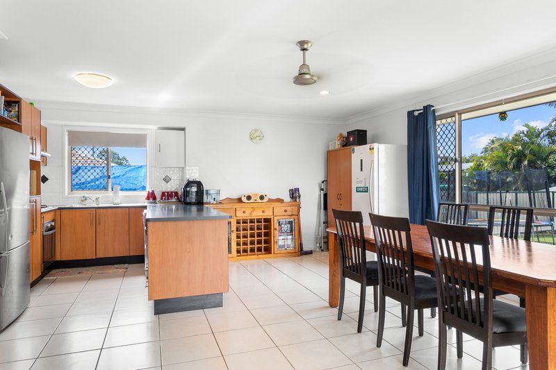 Photo - 5 Brady Court, Deception Bay QLD 4508 - Image 2