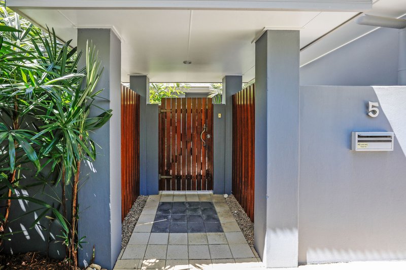 Photo - 5 Bramble Street, Clifton Beach QLD 4879 - Image 3