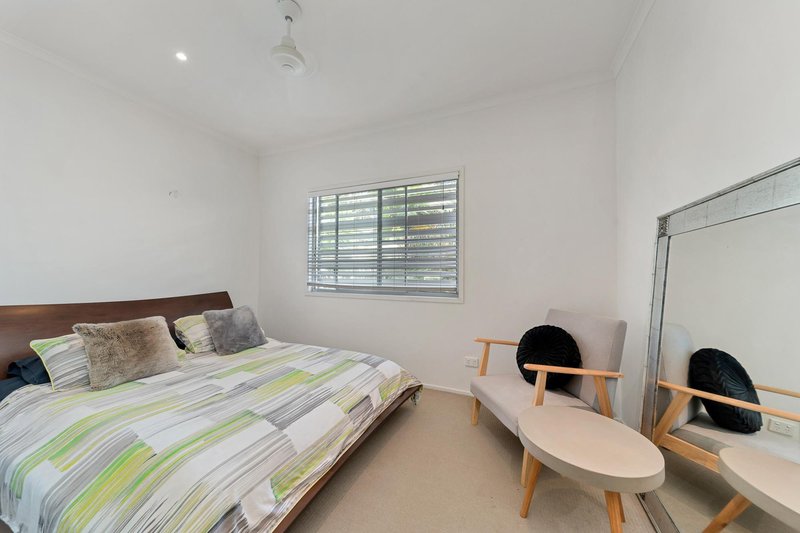 Photo - 5 Bridgeman Street, Emerald QLD 4720 - Image 15