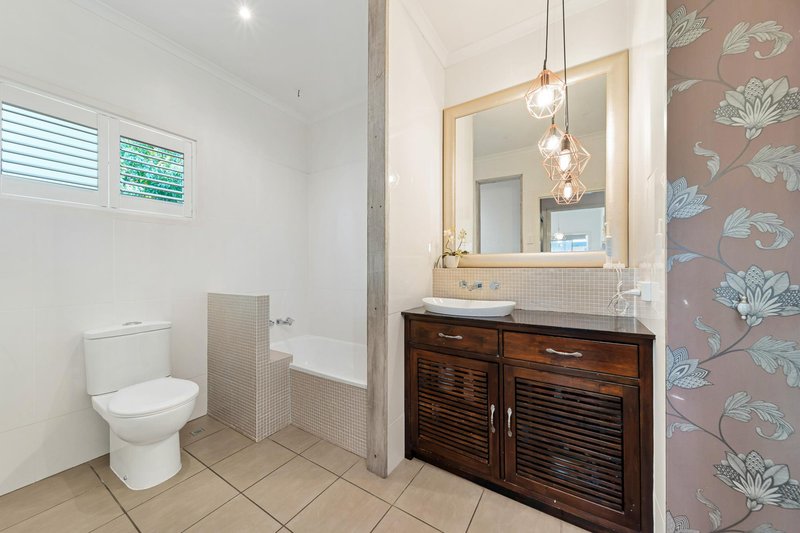 Photo - 5 Bridgeman Street, Emerald QLD 4720 - Image 18