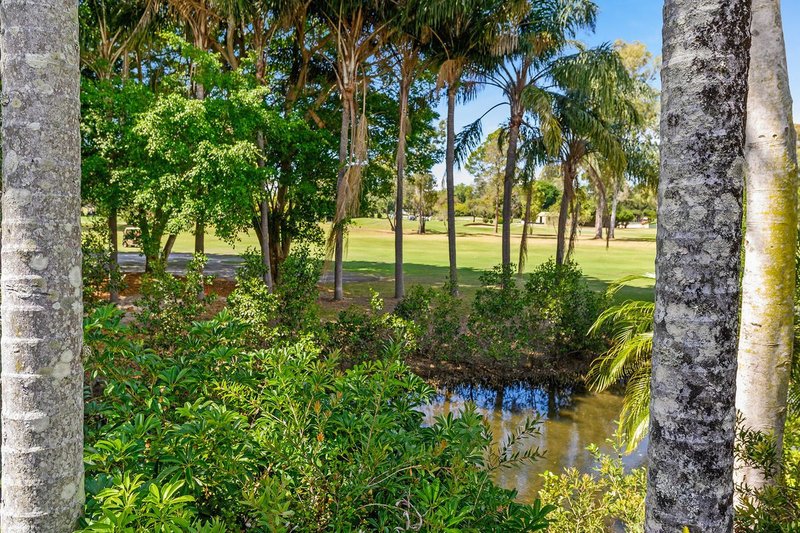 Photo - 5 Bristol Fry/125 Santa Cruz Boulevard, Clear Island Waters QLD 4226 - Image 4