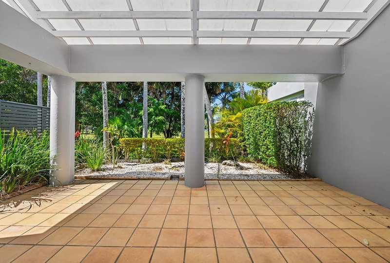 Photo - 5 Bristol Fry/125 Santa Cruz Boulevard, Clear Island Waters QLD 4226 - Image 5