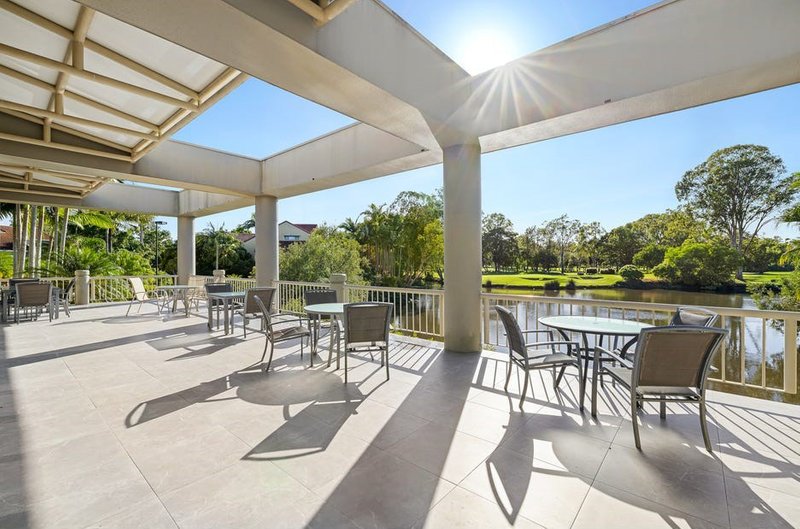 Photo - 5 Bristol Fry/125 Santa Cruz Boulevard, Clear Island Waters QLD 4226 - Image 23