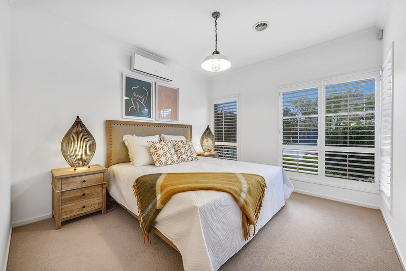 Photo - 5 Broadleaf Court, Keysborough VIC 3173 - Image 14