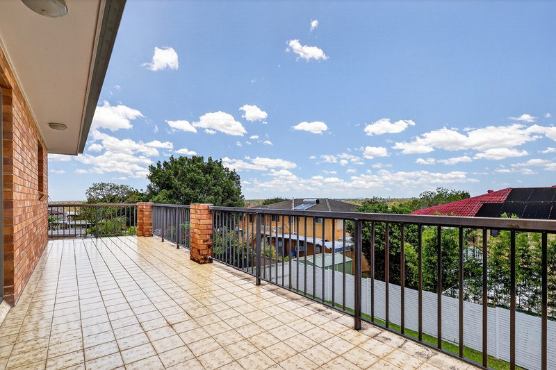 Photo - 5 Broders Street, Bracken Ridge QLD 4017 - Image 12