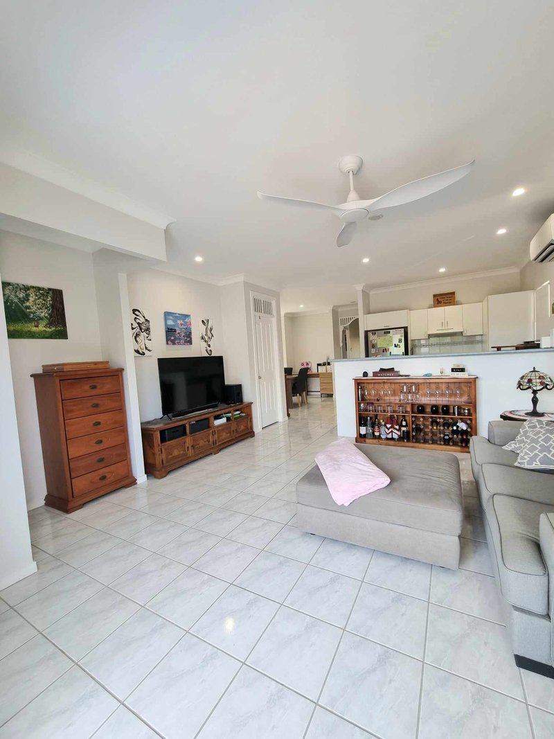 Photo - 5 Bromley Close, Mount Sheridan QLD 4868 - Image 6