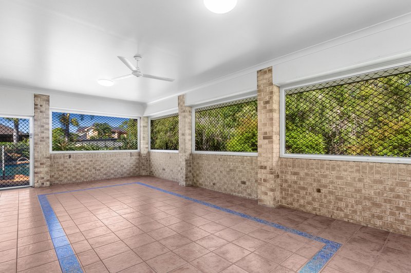 Photo - 5 Bromley Close, Murrumba Downs QLD 4503 - Image 11