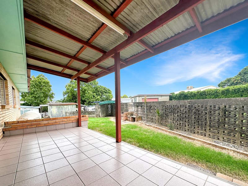 Photo - 5 Brooks Road, Sarina QLD 4737 - Image 9