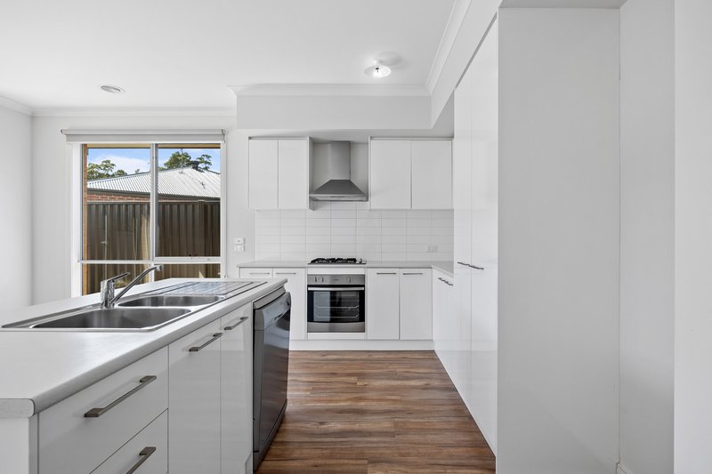 Photo - 5 Broomfield Road, Creswick VIC 3363 - Image 4
