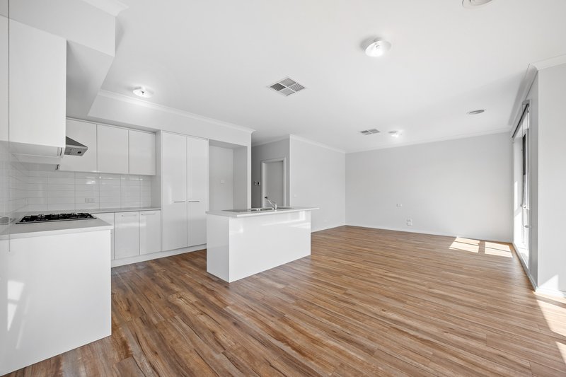 Photo - 5 Broomfield Road, Creswick VIC 3363 - Image 7