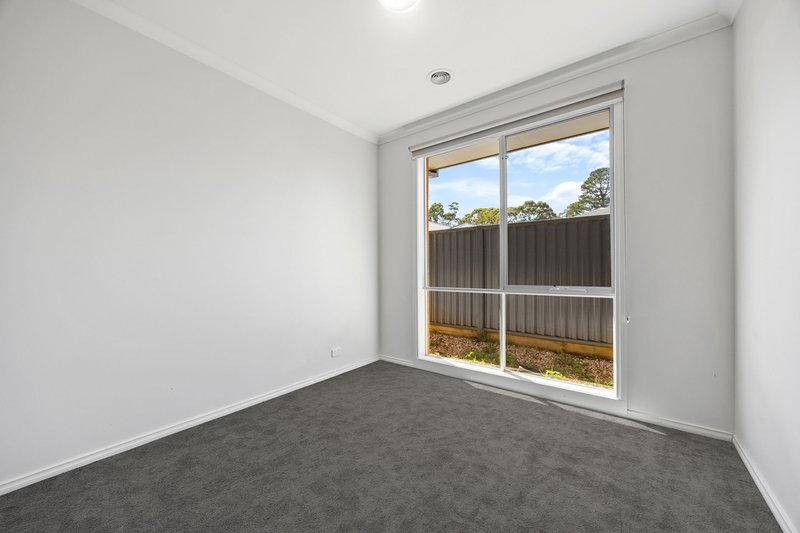 Photo - 5 Broomfield Road, Creswick VIC 3363 - Image 12